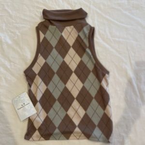 Sleeve less vest